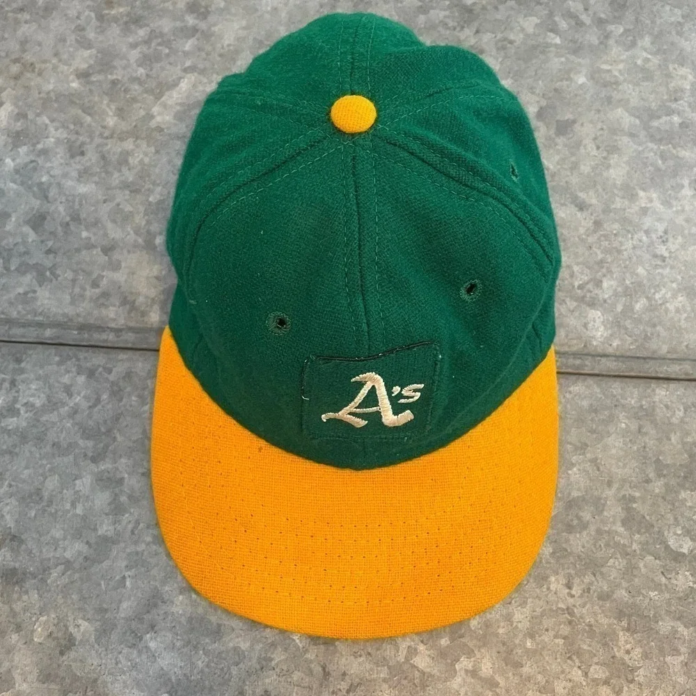 Vintage New Era Oakland A's Athletics Fitted Hat Cap 60s USA 6 1/2, 6 5/8, 6 3/4